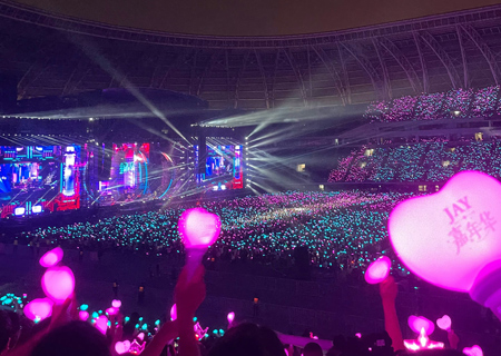 3377场控荧光棒应援棒“引爆”周杰伦天津演唱会（第二场）