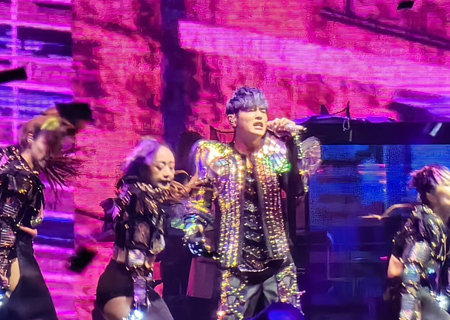 3377LED屏与场控荧光棒点燃周杰伦天津演唱会（第四场）